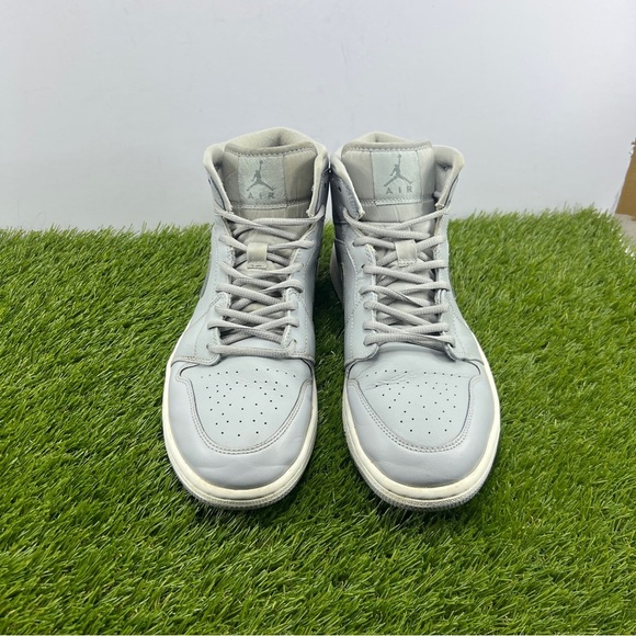 Size 10.5 Jordan 1 Sneakers Men's Retro Mid Wolf Grey Cool Grey Shoes Rare - Picture 4 of 12